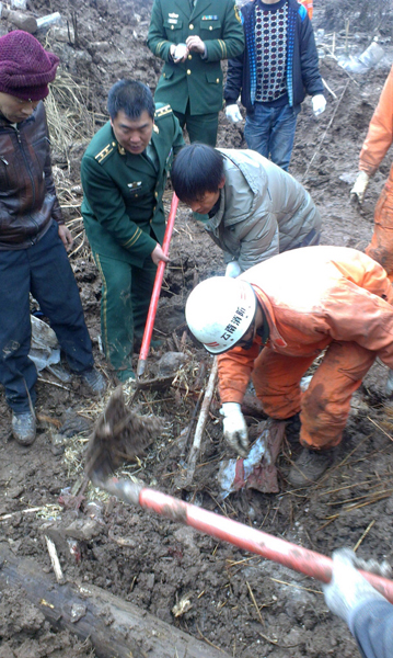 Dozens die in landslide; Xi orders all-out rescue
