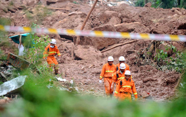 Death toll rises to 43 in SW China landslide