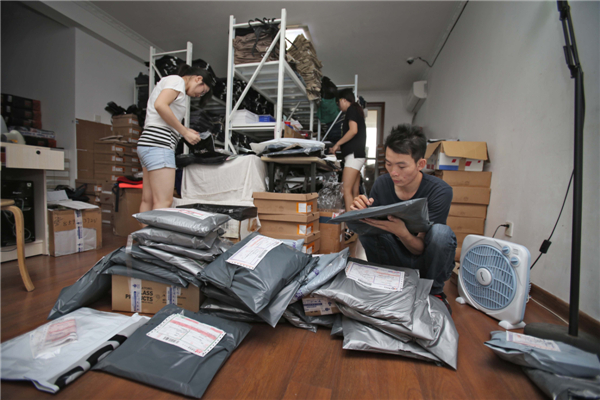 Parcel pickup spots set up in Shanghai