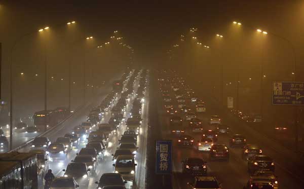 Fine-particle pollution climbs in August: report