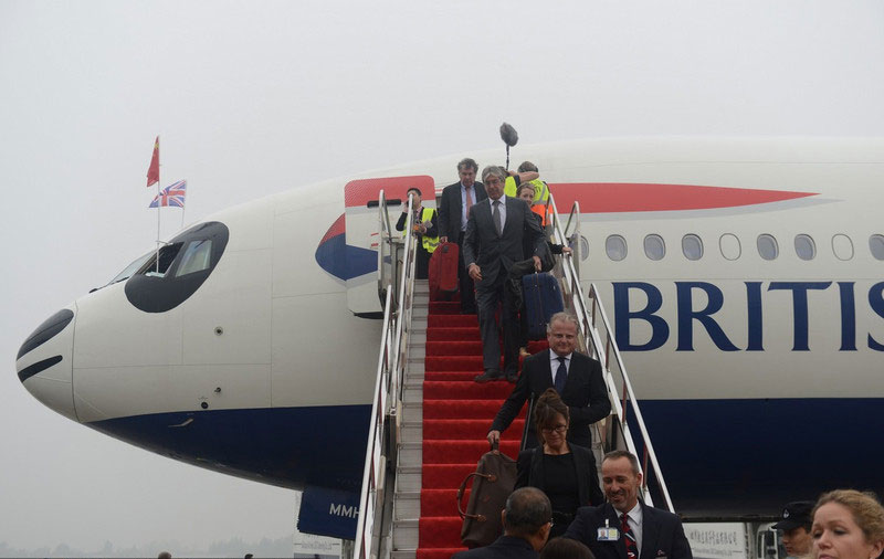 First landing of nonstop London-Chengdu flight