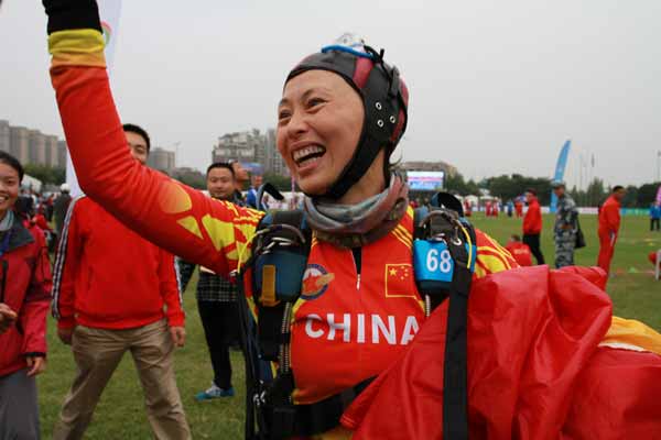 Parachuters grab 18 golds at 37th World Military Parachuting Championship