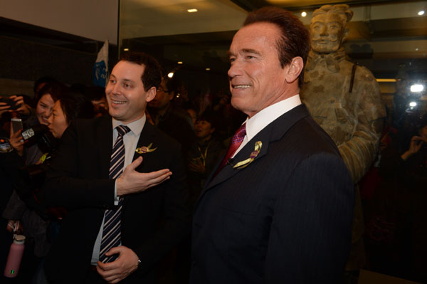 Schwarzenegger visits Terracotta Warriors