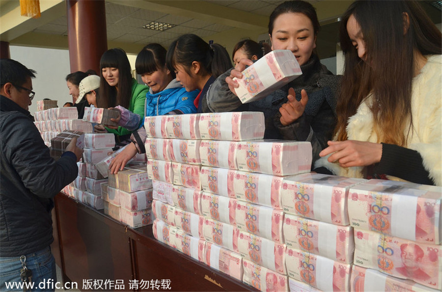 Villagers in SW China share the wealth