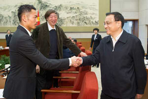 Li seeks 'good beginning' to economy in 2014