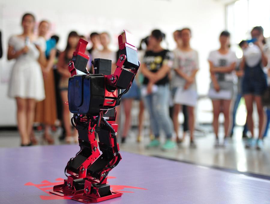 Robot competition in North China's Tianjin