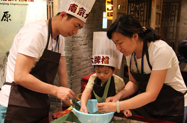 Nanjing restaurant features summer dishes