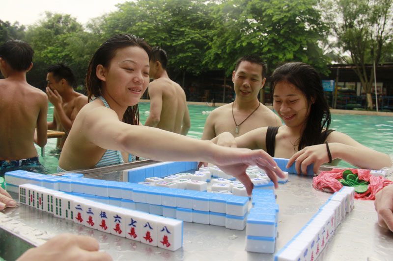 Players stay cool as mahjong games heat up
