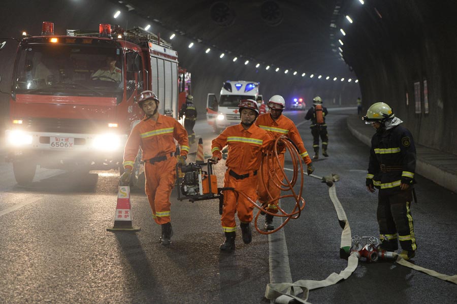 Emergency tunnel drill to save lives