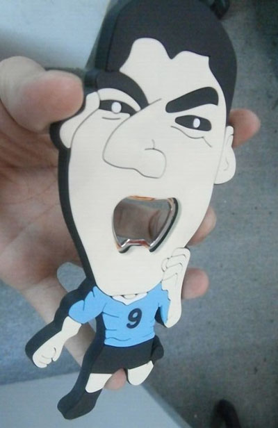 Chinese sites quick to find an opening for Suarez