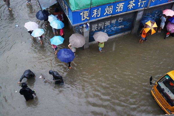 China rainstorms kill at least 7