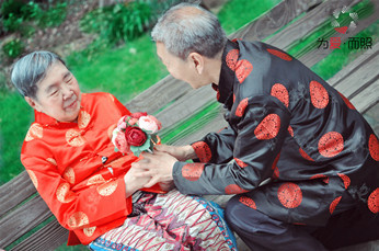 Love story of Shanghai couple, both 86, endures