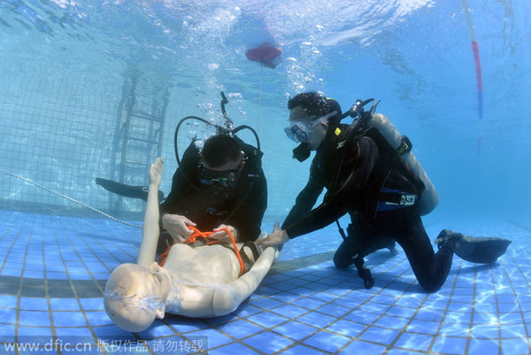 Underwater rescue drill held in Sichuan