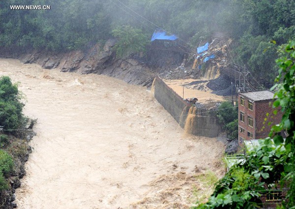 11 dead, 27 missing in SW China rainstorms
