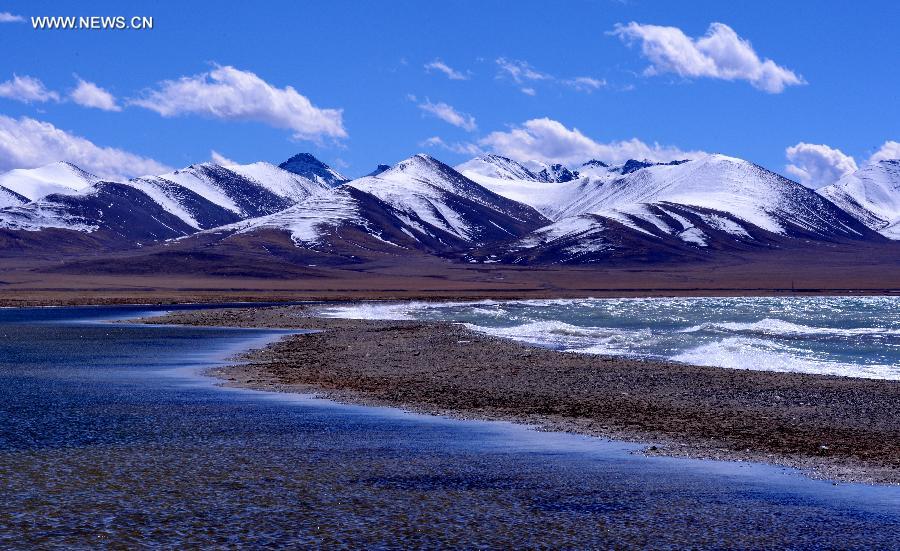 Scenery of Lake Namtso in China's Tibet