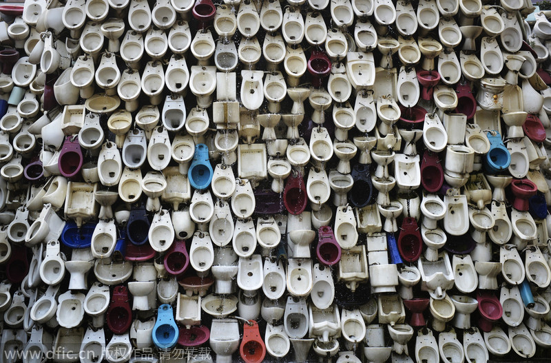 Controversial toilet waterfall stays in Foshan