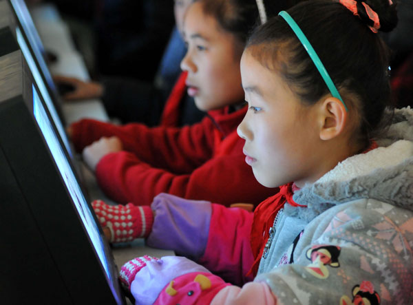 Children start using Web at younger age