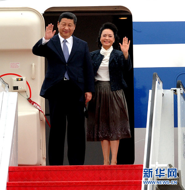 President Xi arrives in Macao for 15th anniversary celebrations