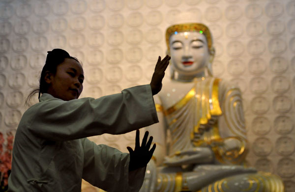 Foreigners flock to Taoism for natural balance