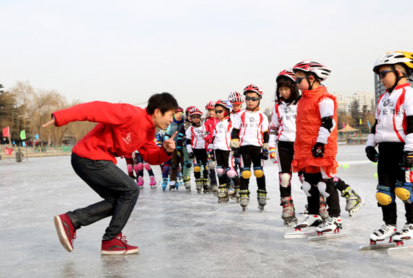 Students slide into winter sports lessons