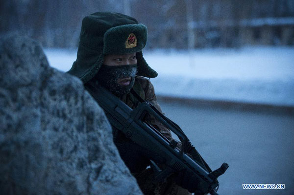 NW China's Altay Frontier Police Force holds cold weather training