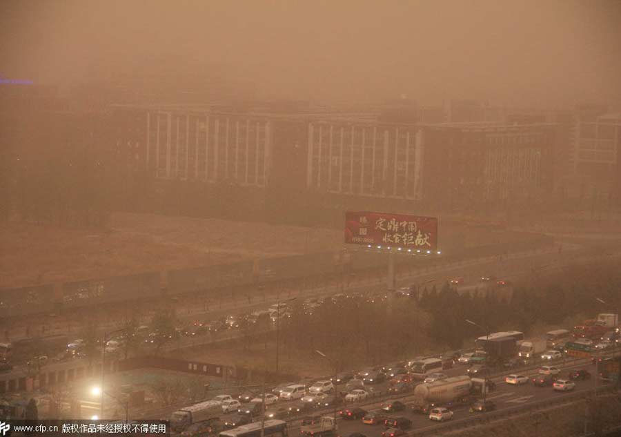 Sandstorm engulfs North China