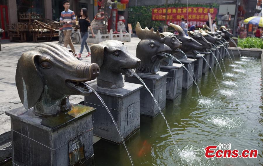 Replicas of looted Yuanmingyuan animal heads pop up