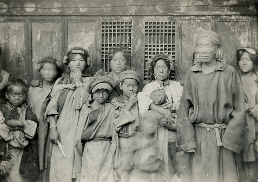 China in the 1890s through British photographer's lens[6