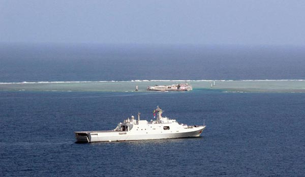 China opposes Carter's comments on construction in South China Sea
