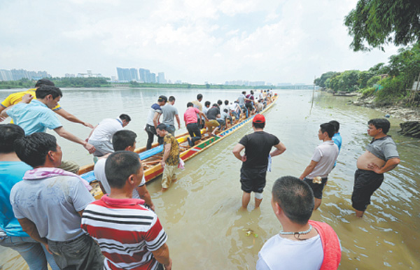 An inheritor of ancient boat making techniques