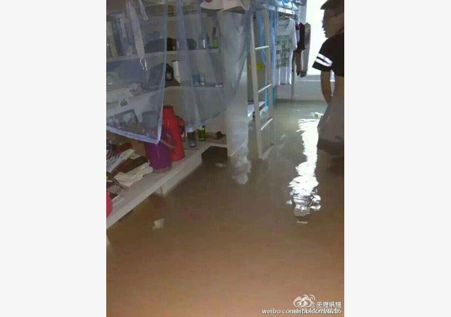 University dorm flooded as torrential rains continue in E China