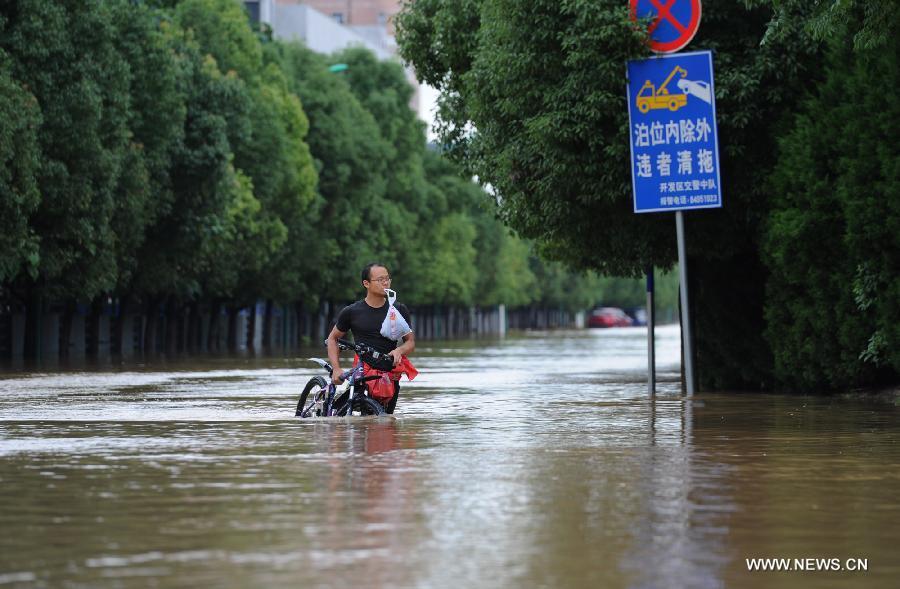 East China floods disrupt life