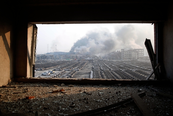 Harmful pollutants found near Tianjin site; outlets blocked