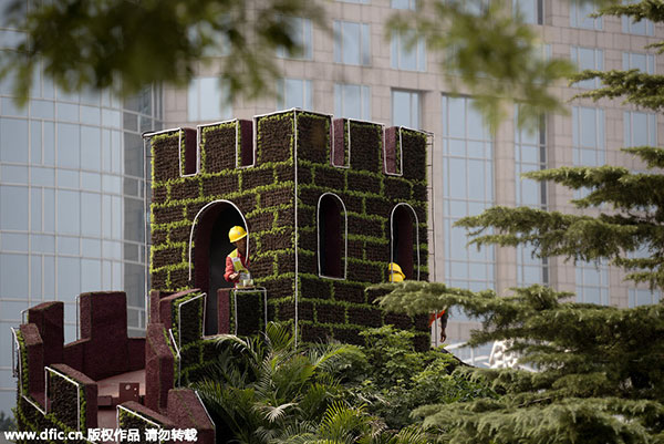 'Great Wall' of flowers to blossom at Tian'anmen Square