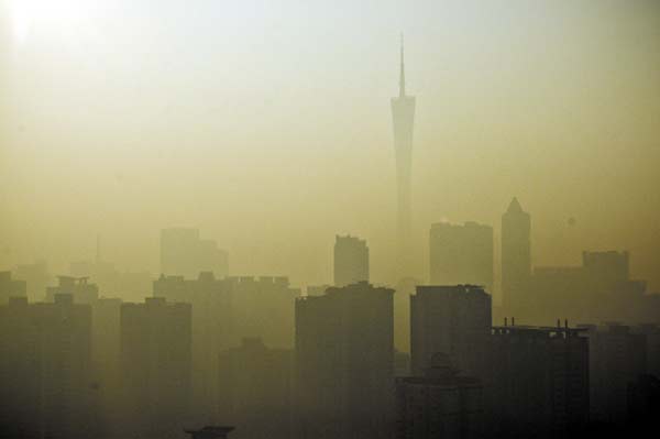 More air pollution reported in Pearl River Delta, Beijing reports drop