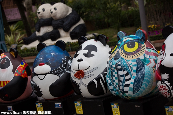 Pandas' first Spring Festival in Macao's park