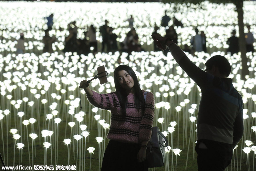 Couples around the world celebrate Valentine's Day