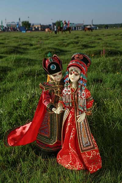 <EM>Buteelchi</EM> dolls show rich Mongolian culture