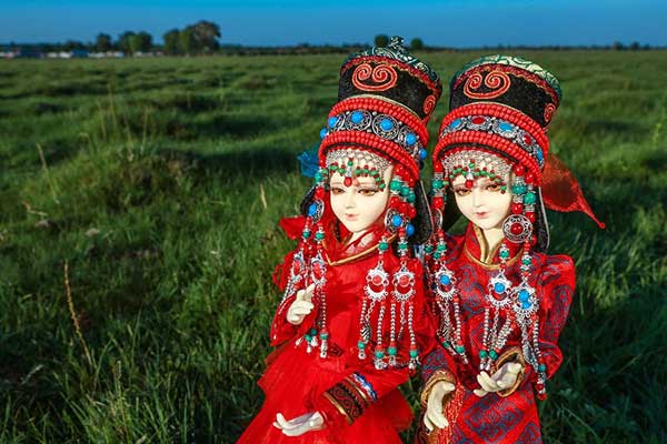 <EM>Buteelchi</EM> dolls show rich Mongolian culture