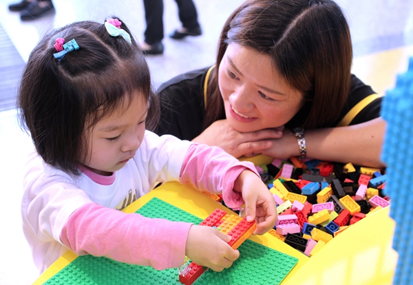 China welcomes Disney-Lego partnership at new resort