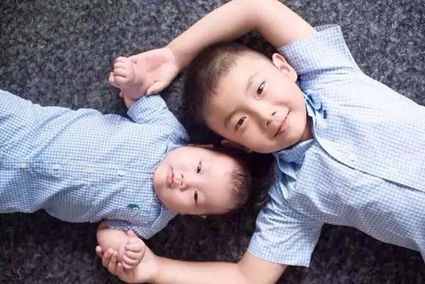Adoptions decline after govt drops one-child policy