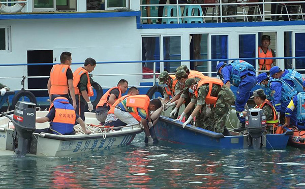One body retrieved after boat capsizes in SW Chinese city