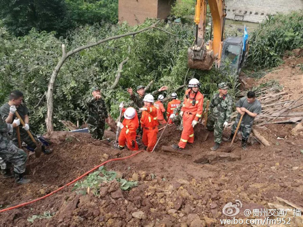1 killed, 20 buried in SW China landslide