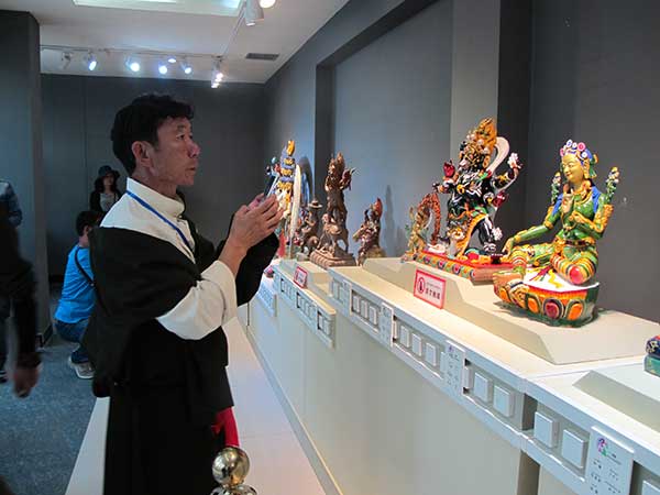 Tibetan sculpture exhibition opens in Lhasa