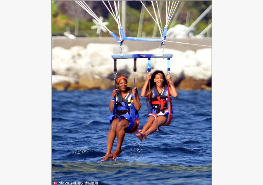 Jet ski or water parasailing, which will you choose?