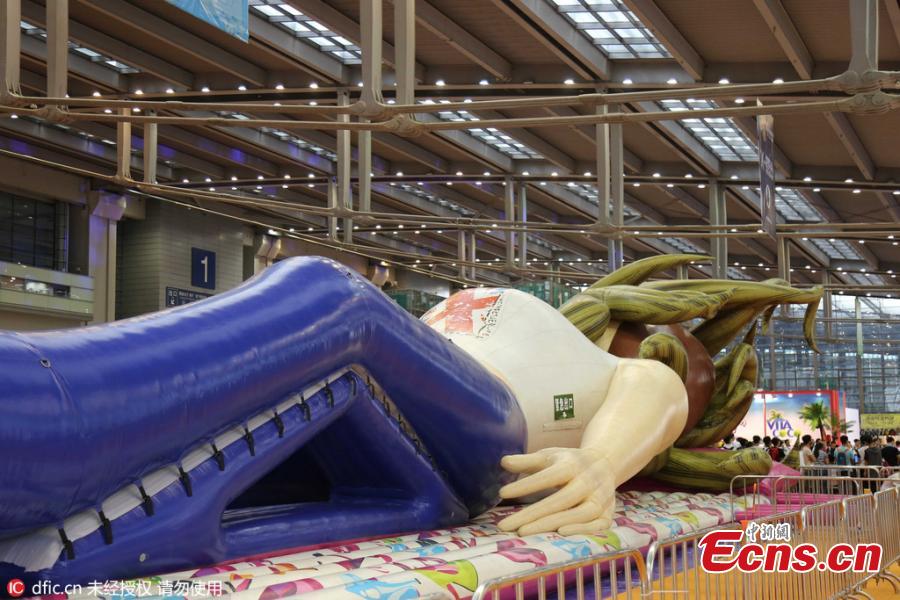 28-meter-long inflatable castle celebrates Shenzhen animation festival