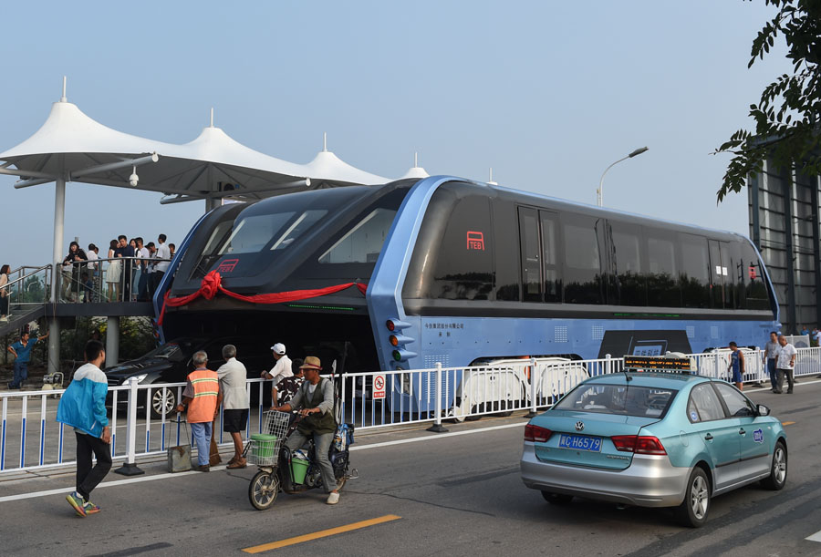 Road test for homegrown transit elevated bus