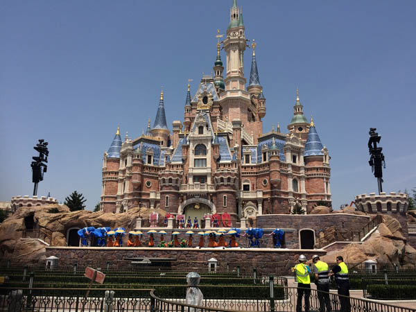Shanghai Disneyland through time and a lens