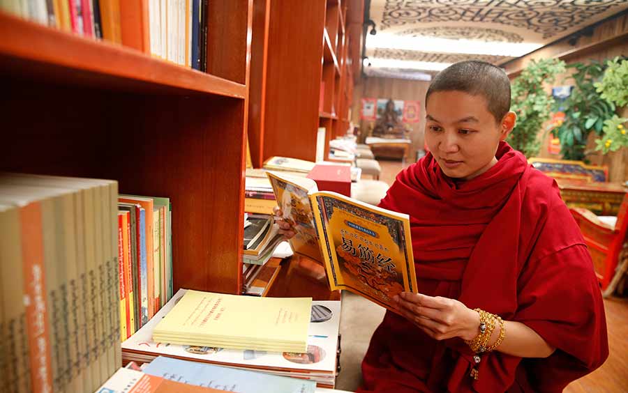 Economist graduate who became nun and then TCM specialist