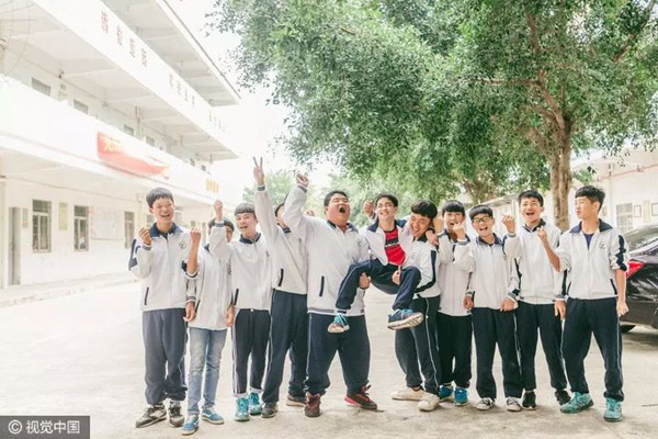 15-year-old boy with cerebral palsy enjoys assistance of 45 'caregivers'